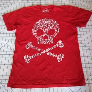 Threadless skull & cross bones cotton shirt medium